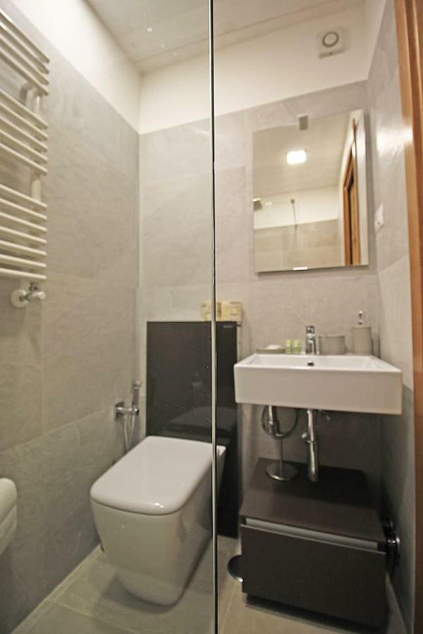 Appartamento Monti Bespoke Roma Esterno foto